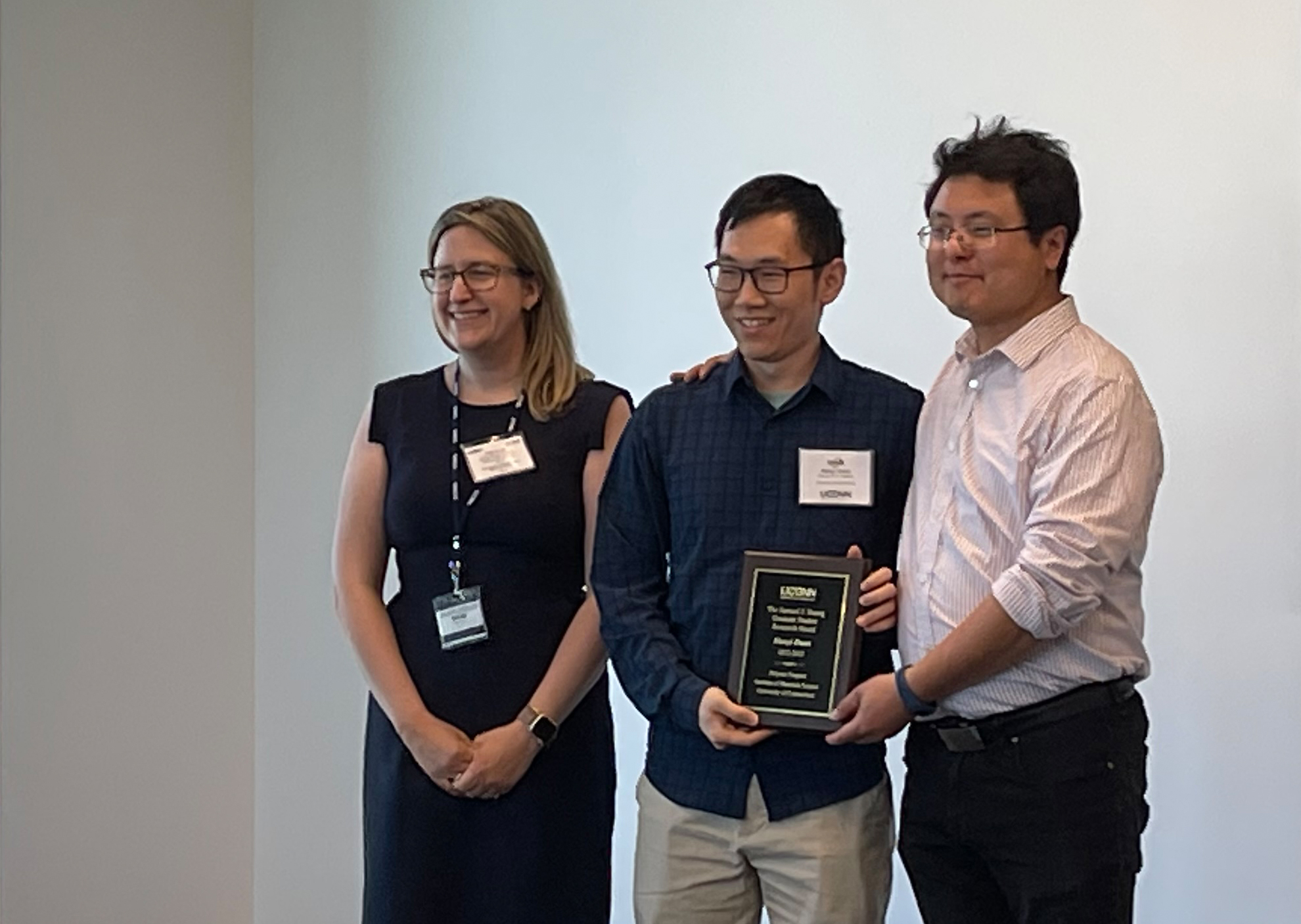 Hanyi Duan Receives Samuel Huang Research Award